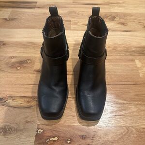 b.o.c. Black Ankle Booties